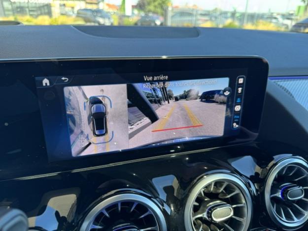 MERCEDES-BENZ GLA 200 d AMG Line  