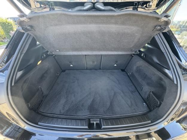 MERCEDES-BENZ GLA 200 d AMG Line  