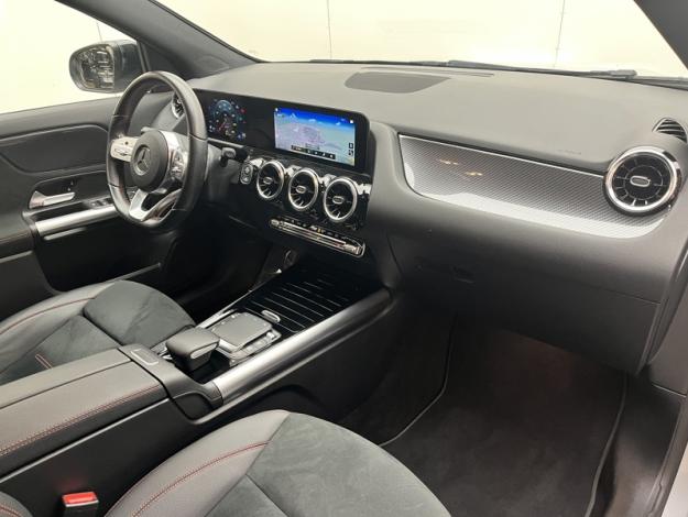 MERCEDES-BENZ GLA 200 d AMG Line  