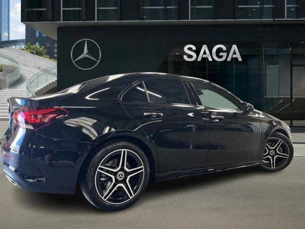 MERCEDES-BENZ A 200 d 4MATIC Berline AMG Pano  