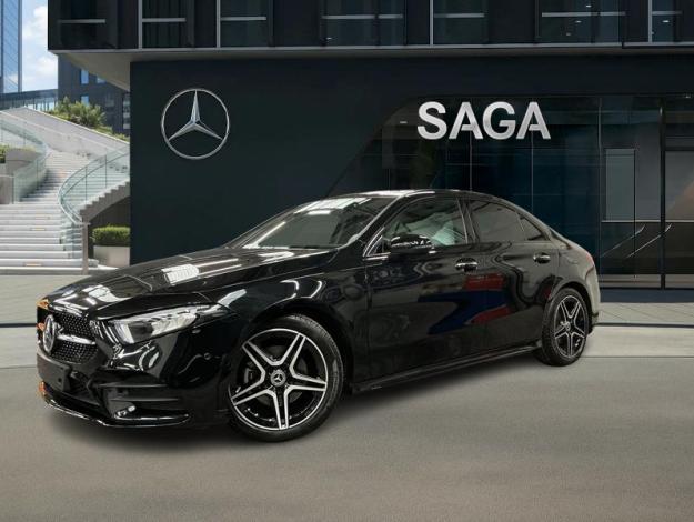 MERCEDES-BENZ A 200 d 4MATIC Berline AMG Pano  