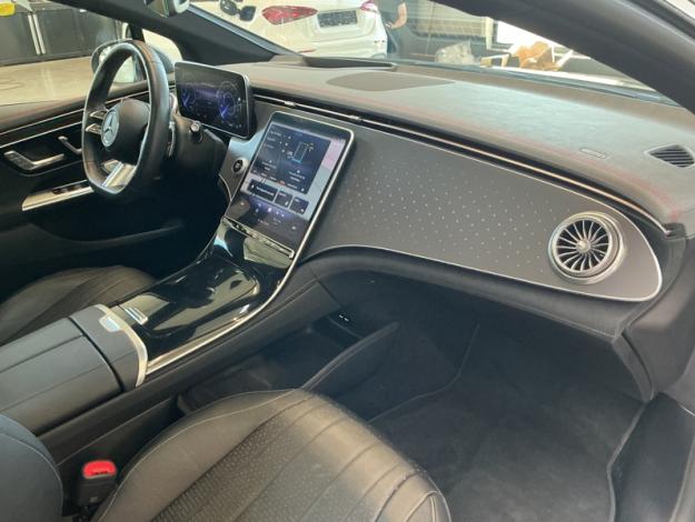 MERCEDES-BENZ EQE 350 Berline AMG Line Toit Pano  