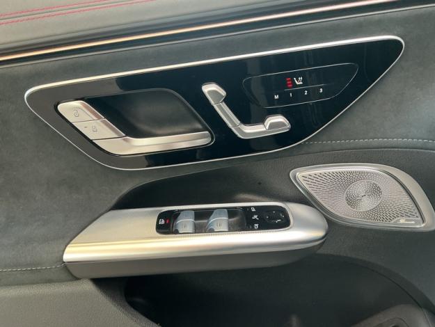 MERCEDES-BENZ EQE 350 Berline AMG Line Toit Pano  
