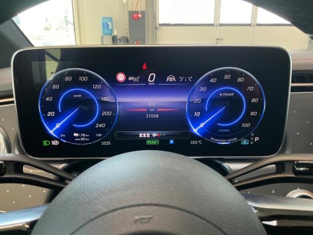 MERCEDES-BENZ EQE 350 Berline AMG Line Toit Pano  