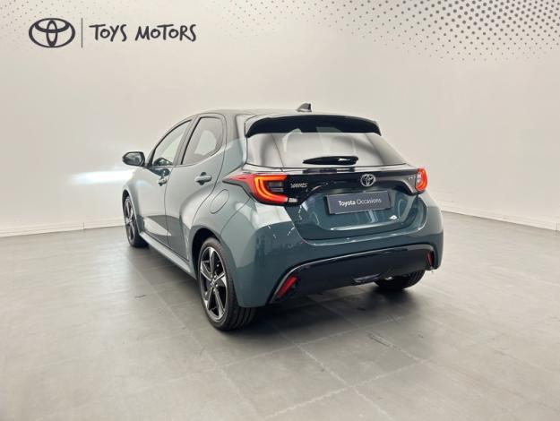 TOYOTA Yaris 130h Collection  TOIT PANO + PACK TECHNO 