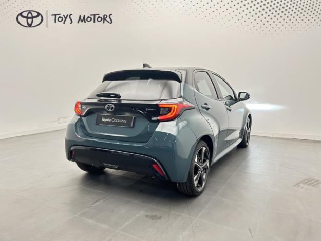TOYOTA Yaris 130h Collection  TOIT PANO + PACK TECHNO 