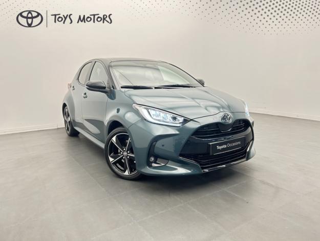 TOYOTA Yaris 130h Collection  TOIT PANO + PACK TECHNO 