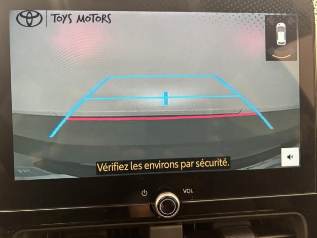 TOYOTA Yaris 130h Collection  TOIT PANO + PACK TECHNO 