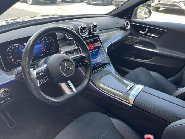 MERCEDES-BENZ Třídy C C 220d 4MATIC (10/18)