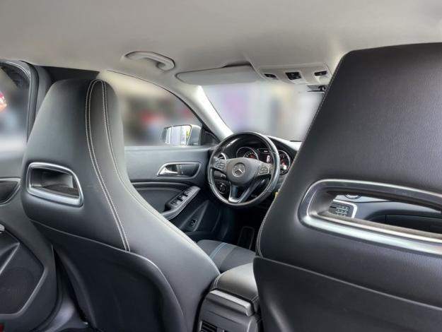 MERCEDES-BENZ CLA Coupé CLA 180 kupé (16/17)