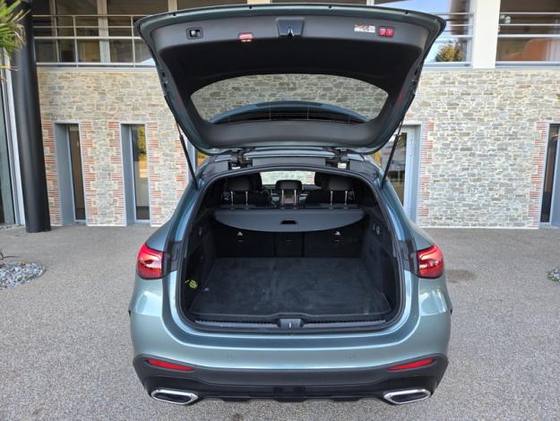 MERCEDES-BENZ GLC SUV GLC 220 d 4MATIC AMG Line  GLC 220 d 4MATIC AMG Line