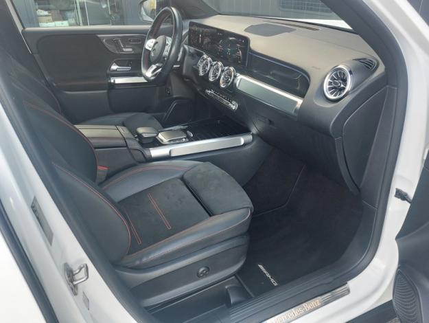 MERCEDES-BENZ GLB 200 d AMG Line  