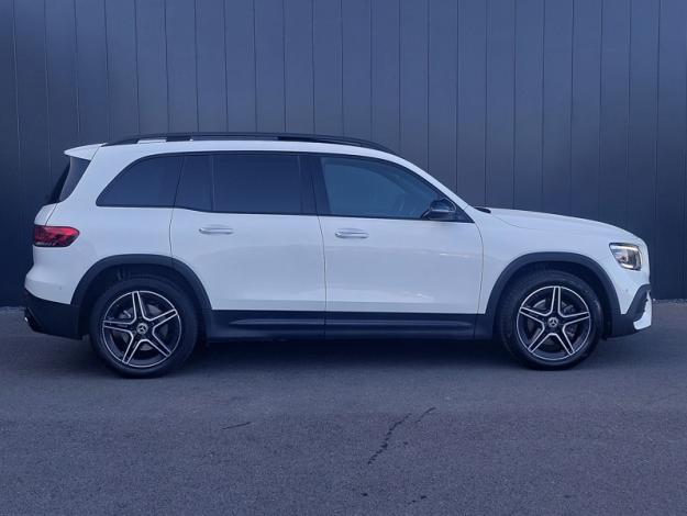 MERCEDES-BENZ GLB 200 d AMG Line  