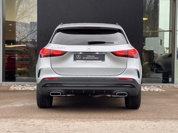 MERCEDES-BENZ GLA 200 d AMG Line  GLA 200 d AMG Line