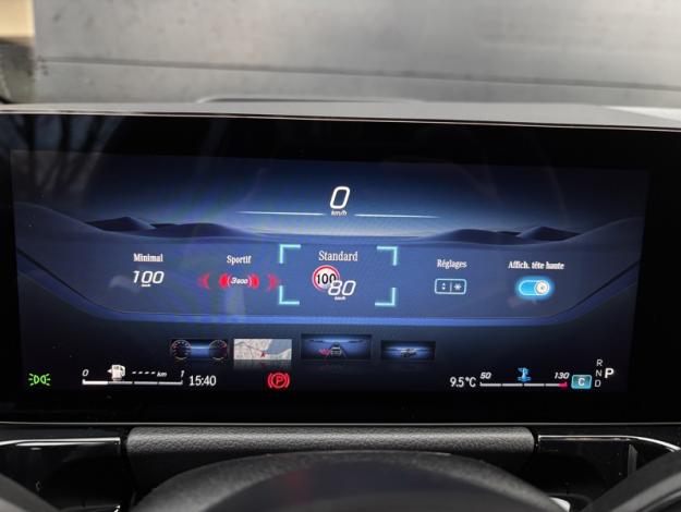 MERCEDES-BENZ GLA 200 d AMG Line  GLA 200 d AMG Line