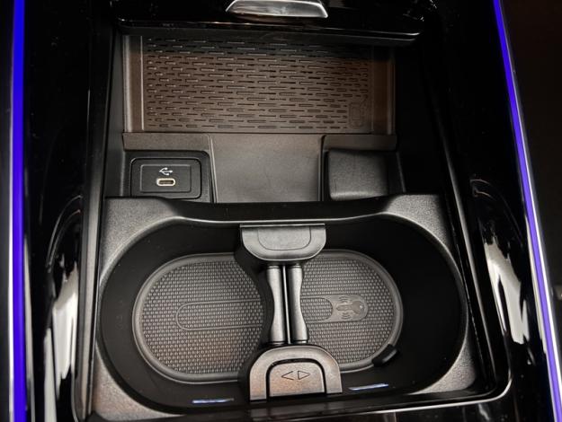 MERCEDES-BENZ GLA 200 d AMG Line  GLA 200 d AMG Line