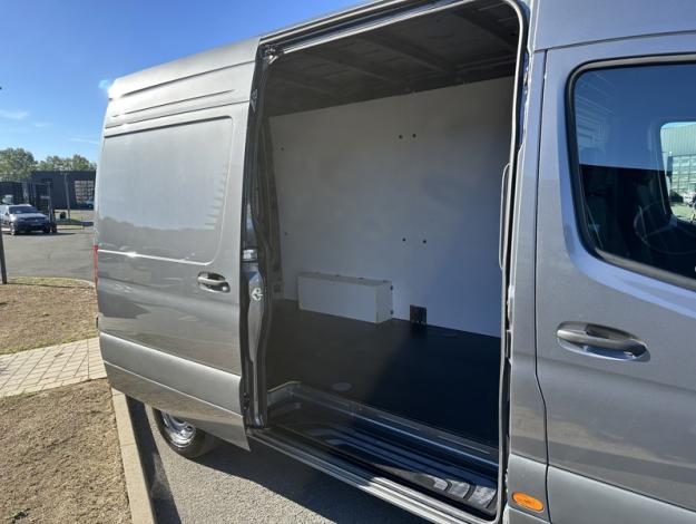 MERCEDES-BENZ Sprinter 315 CDI Fourgon PRO Toit sureleve Standar  