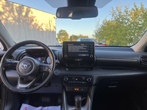 TOYOTA Yaris Hybride 116h Design  