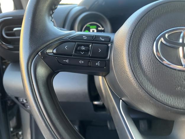 TOYOTA Yaris Hybride 116h Design  