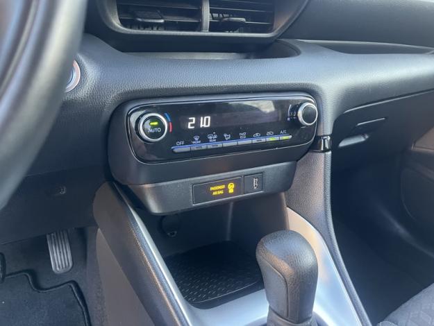 TOYOTA Yaris Hybride 116h Design  