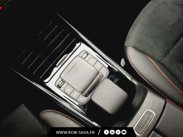 MERCEDES-BENZ GLA 200 d AMG Line  