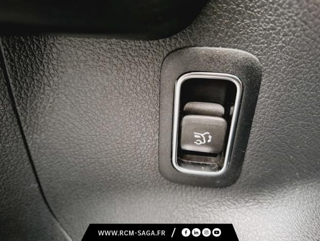 MERCEDES-BENZ GLA 200 d AMG Line  
