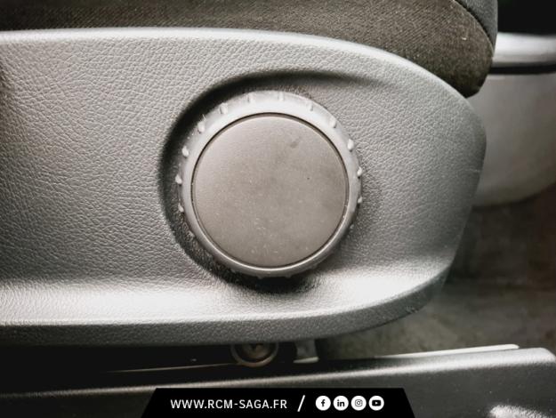 MERCEDES-BENZ GLA 200 d AMG Line  