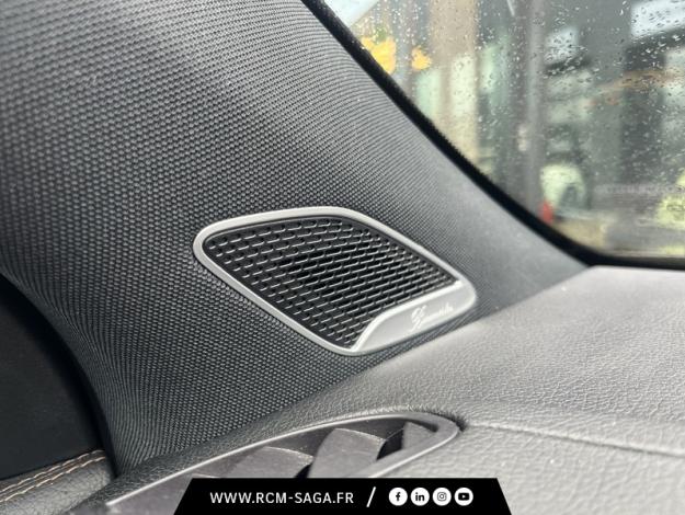 MERCEDES-BENZ GLA 250 e AMG Line  