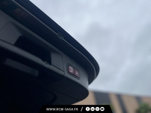 MERCEDES-BENZ GLA 250 e AMG Line  