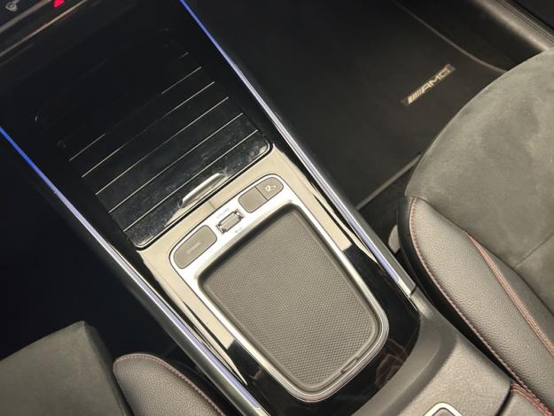 MERCEDES-BENZ GLA 200 d AMG Line  