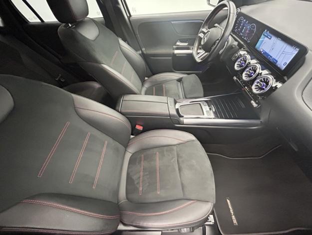 MERCEDES-BENZ GLA 200 d AMG Line  