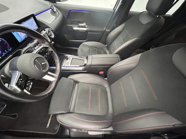 MERCEDES-BENZ GLA 200 d AMG Line  