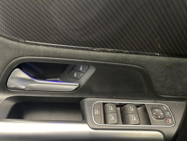 MERCEDES-BENZ GLA 200 d AMG Line  