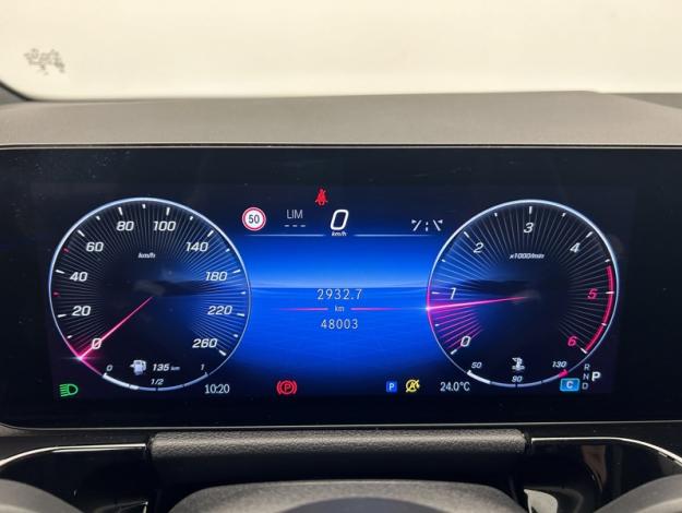 MERCEDES-BENZ GLA 200 d AMG Line  