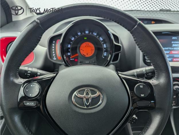 TOYOTA Aygo 1.0 VVT-i x-play  