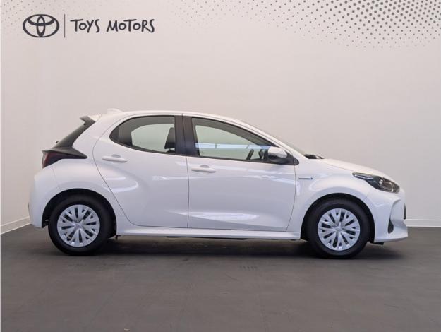 TOYOTA Yaris 1.5 HYBRID 116H DYNAMIC   