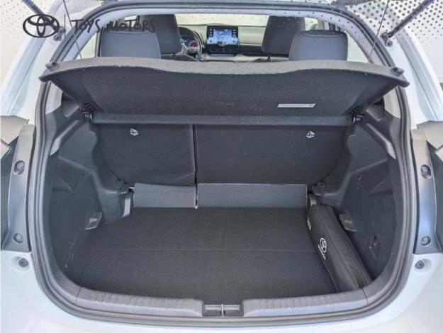 TOYOTA Yaris 1.5 HYBRID 116H DYNAMIC   