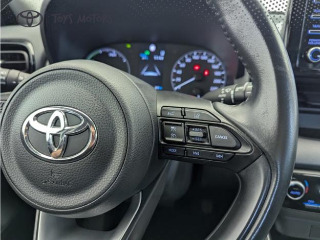 TOYOTA Yaris 1.5 HYBRID 116H DYNAMIC   