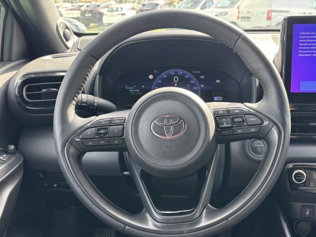 TOYOTA Yaris Hybride 130h Première  1.5 131 ch 