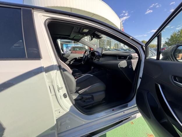 TOYOTA Corolla Hybride 196h GR Sport / Pack techno / TO   