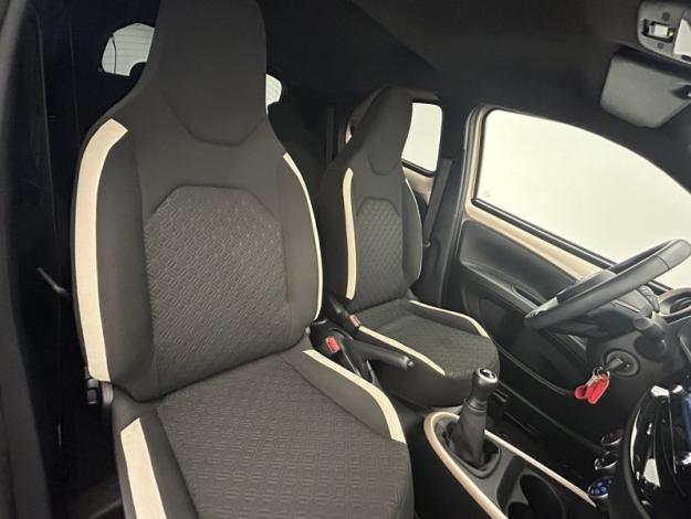 TOYOTA Aygo X 1.0 VVT-i 72 Design   