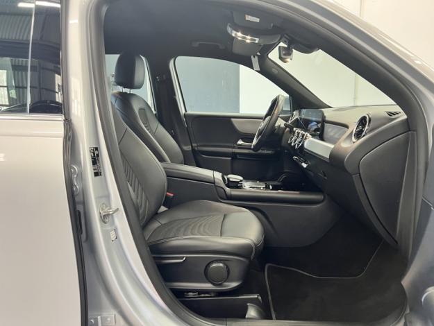 MERCEDES-BENZ GLB GLB 200 d 4MATIC