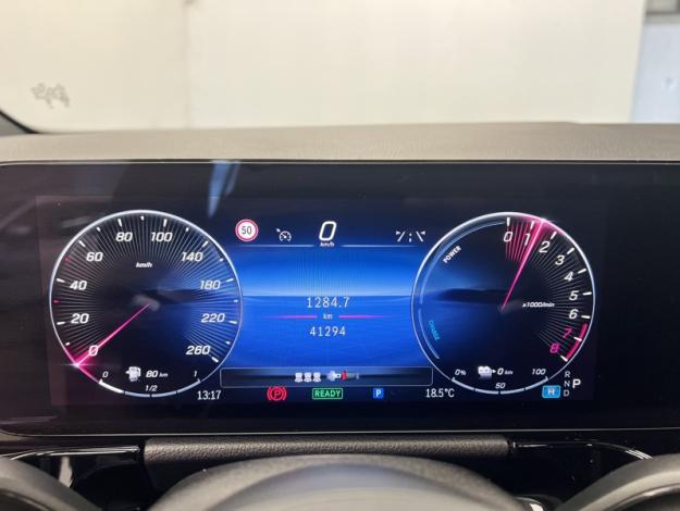 MERCEDES-BENZ GLA-Klasse GLA 250 e AMG Line