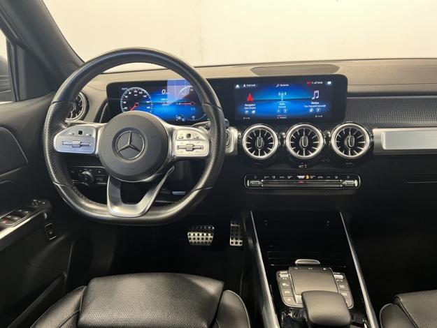 MERCEDES-BENZ EQB 300 4MATIC AMG Line 7 places  