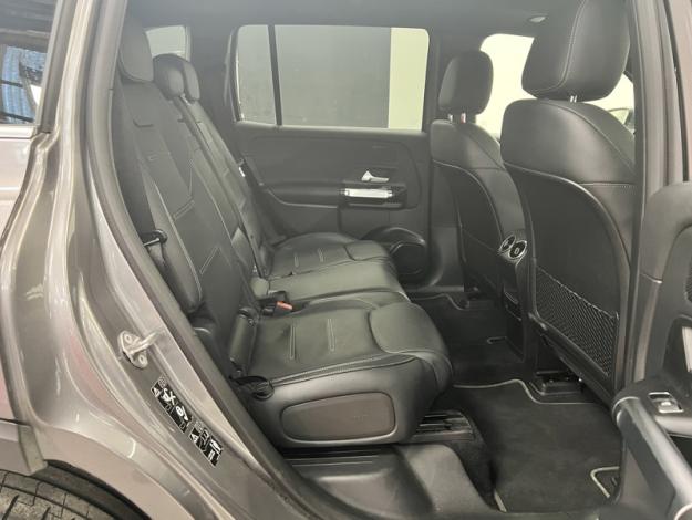 MERCEDES-BENZ EQB 300 4MATIC AMG Line 7 places  