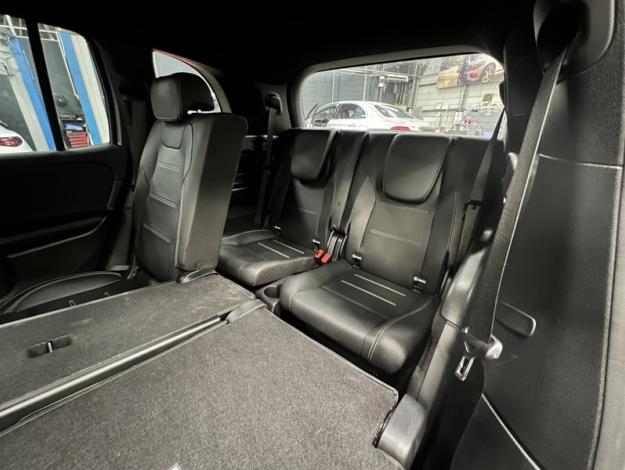 MERCEDES-BENZ EQB 300 4MATIC AMG Line 7 places  