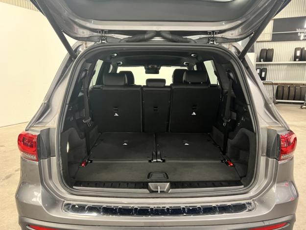 MERCEDES-BENZ EQB 300 4MATIC AMG Line 7 places  