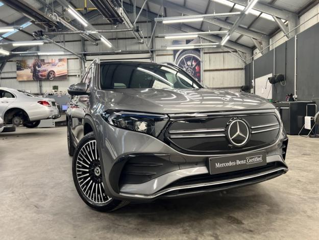MERCEDES-BENZ EQB 300 4MATIC AMG Line 7 places  