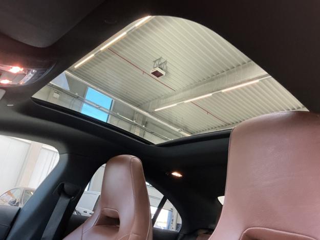 MERCEDES-BENZ CLA 250 e Coupé AMG Pack Night Toit Pano  