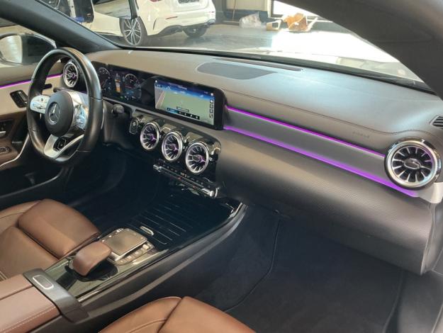 MERCEDES-BENZ CLA 250 e Coupé AMG Pack Night Toit Pano  